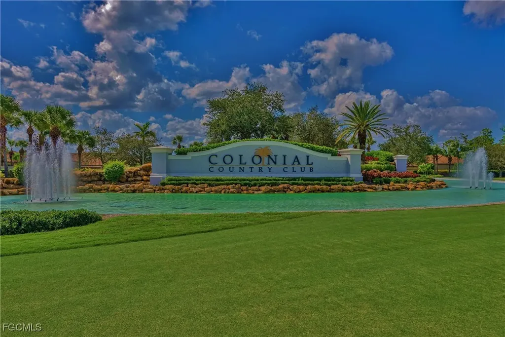 9653 Hemingway Lane Fort Myers FL 33913