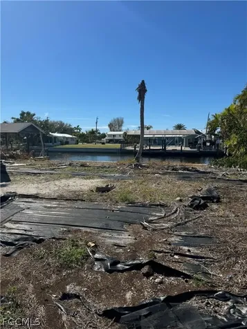 2359 Sycamore Street PINE ISLAND SHORES UNIT 5 FL 33956