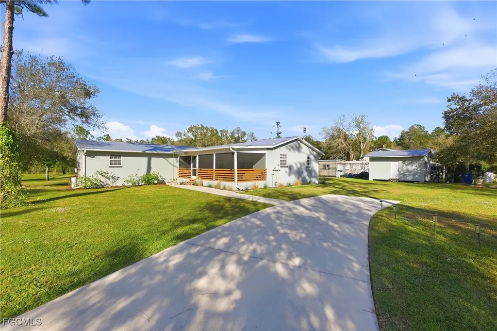 19550 Nalle Road North Fort Myers FL 33917