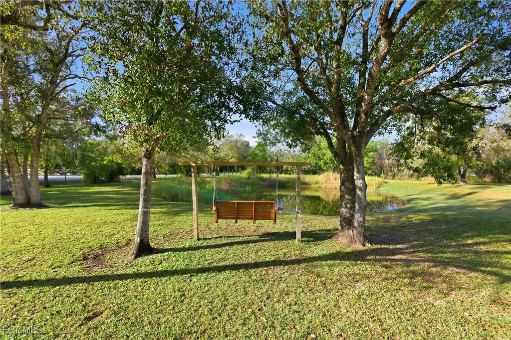 19550 Nalle Road North Fort Myers FL 33917