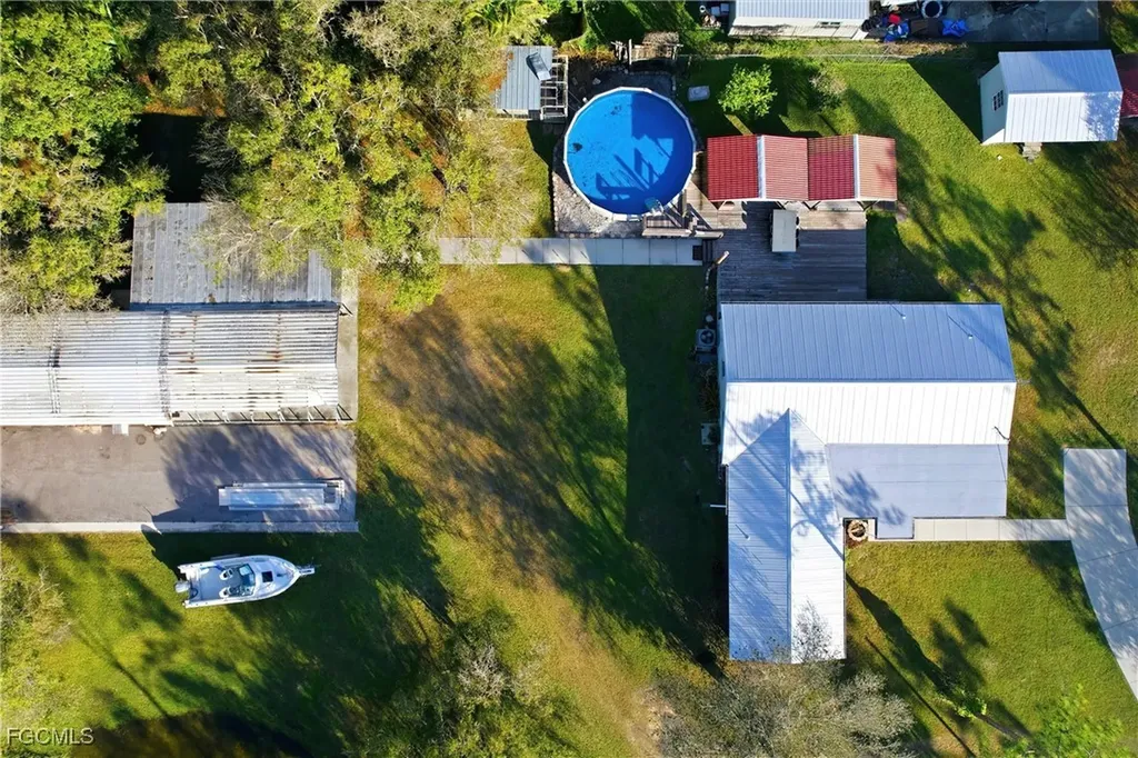 19550 Nalle Road North Fort Myers FL 33917