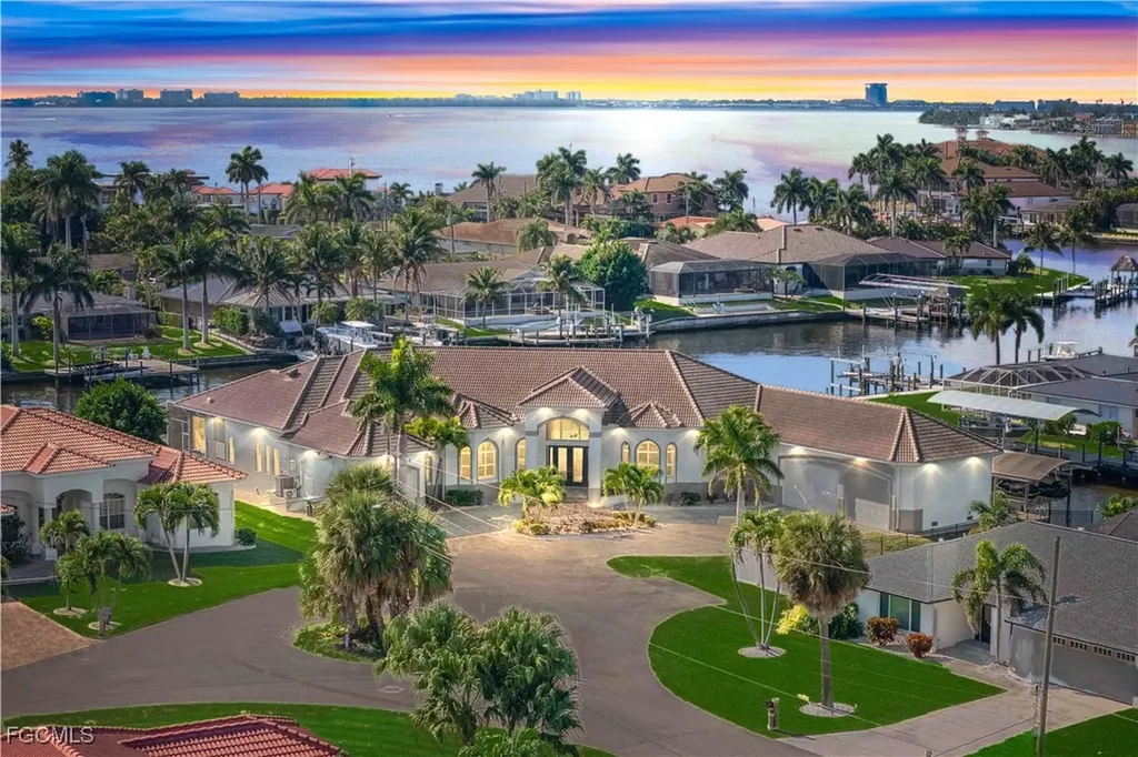 5366 Cortez Court Cape Coral FL 33904