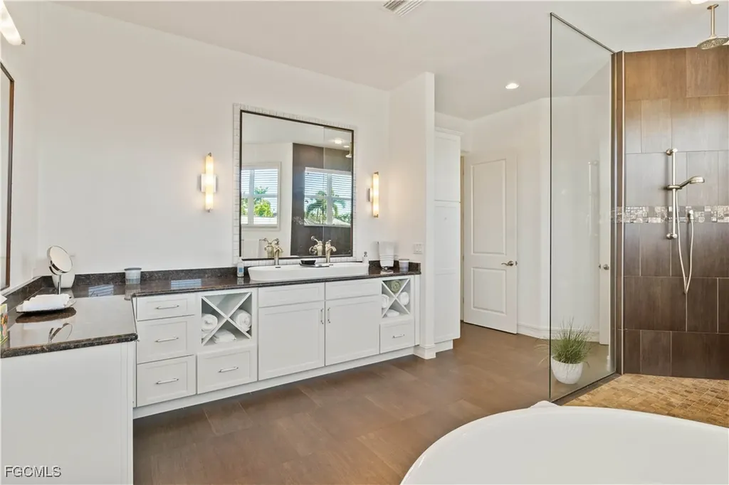 5366 Cortez Court Cape Coral FL 33904