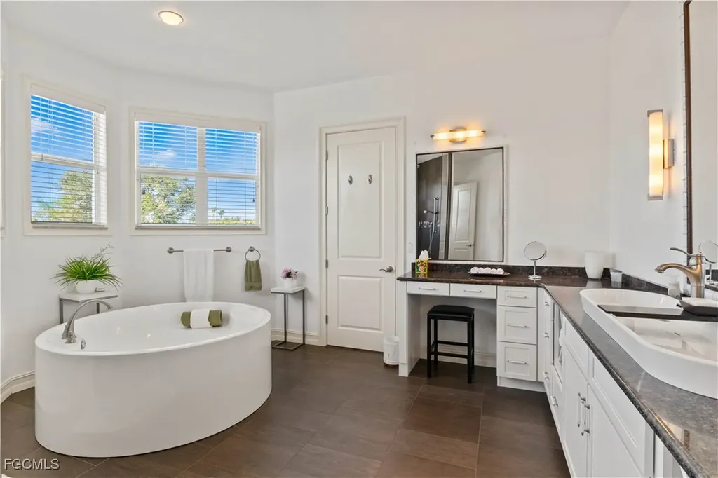 5366 Cortez Court Cape Coral FL 33904