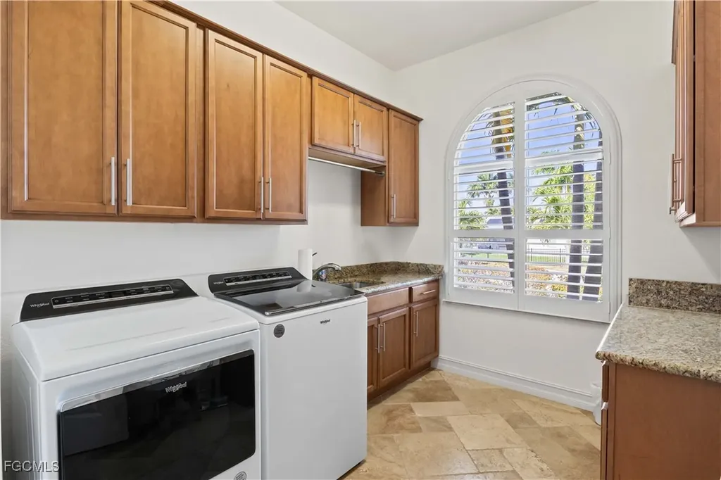 5366 Cortez Court Cape Coral FL 33904