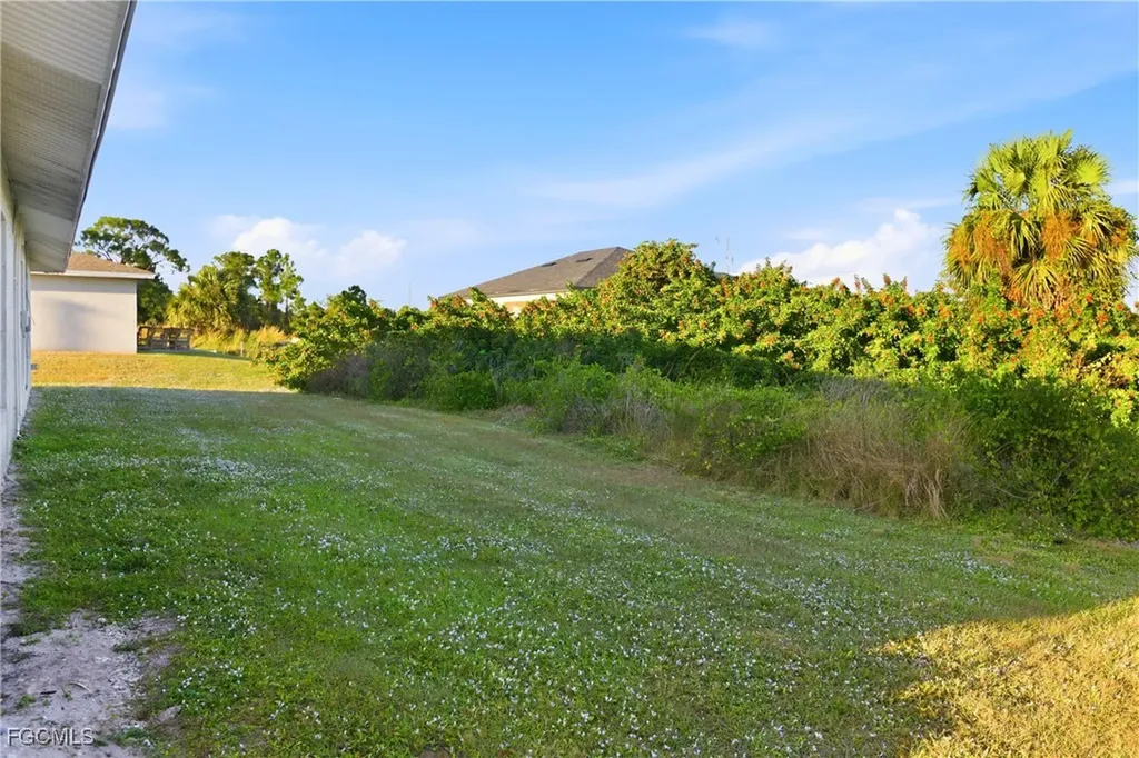 967 Eisenhower Boulevard Lehigh Acres FL 33974