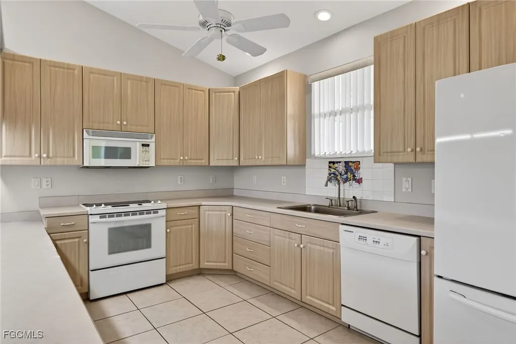 6476 Pine Avenue Sanibel FL 33957