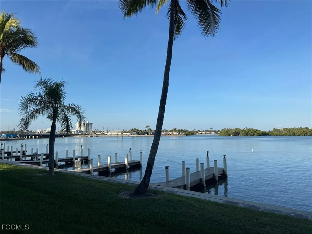 894 Buttonwood Drive Fort Myers Beach FL 33931