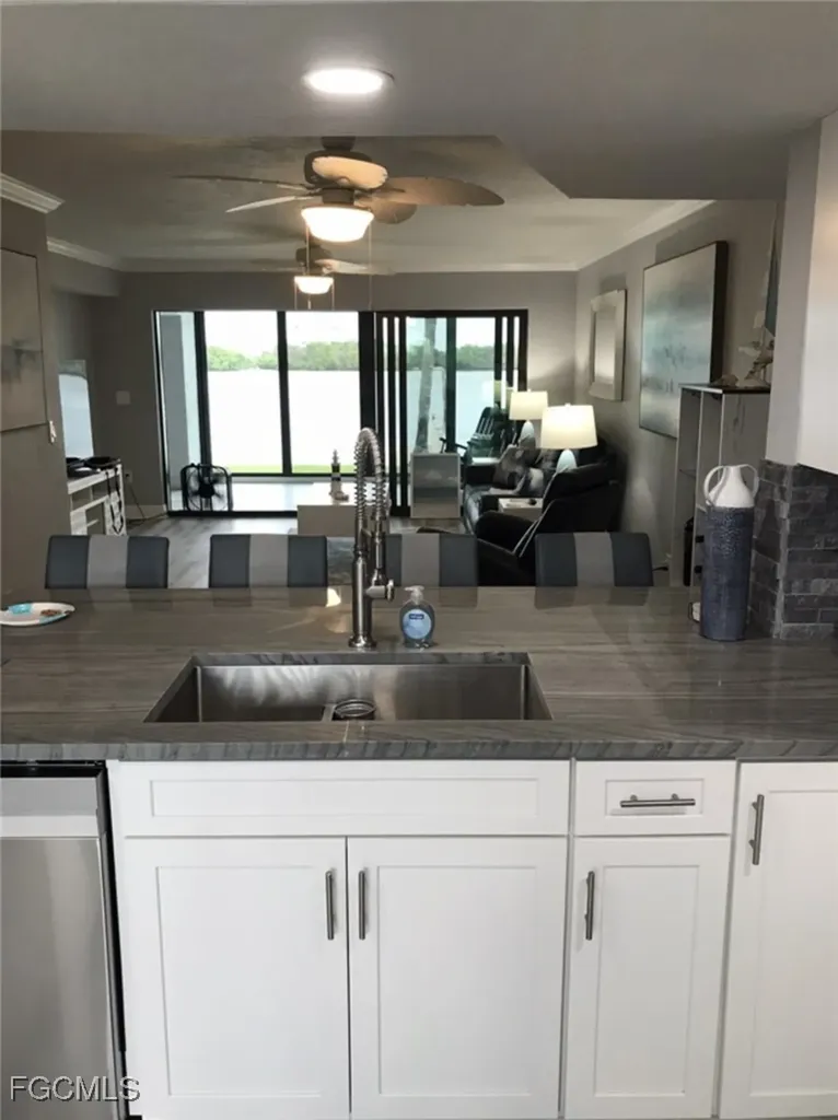 894 Buttonwood Drive Fort Myers Beach FL 33931