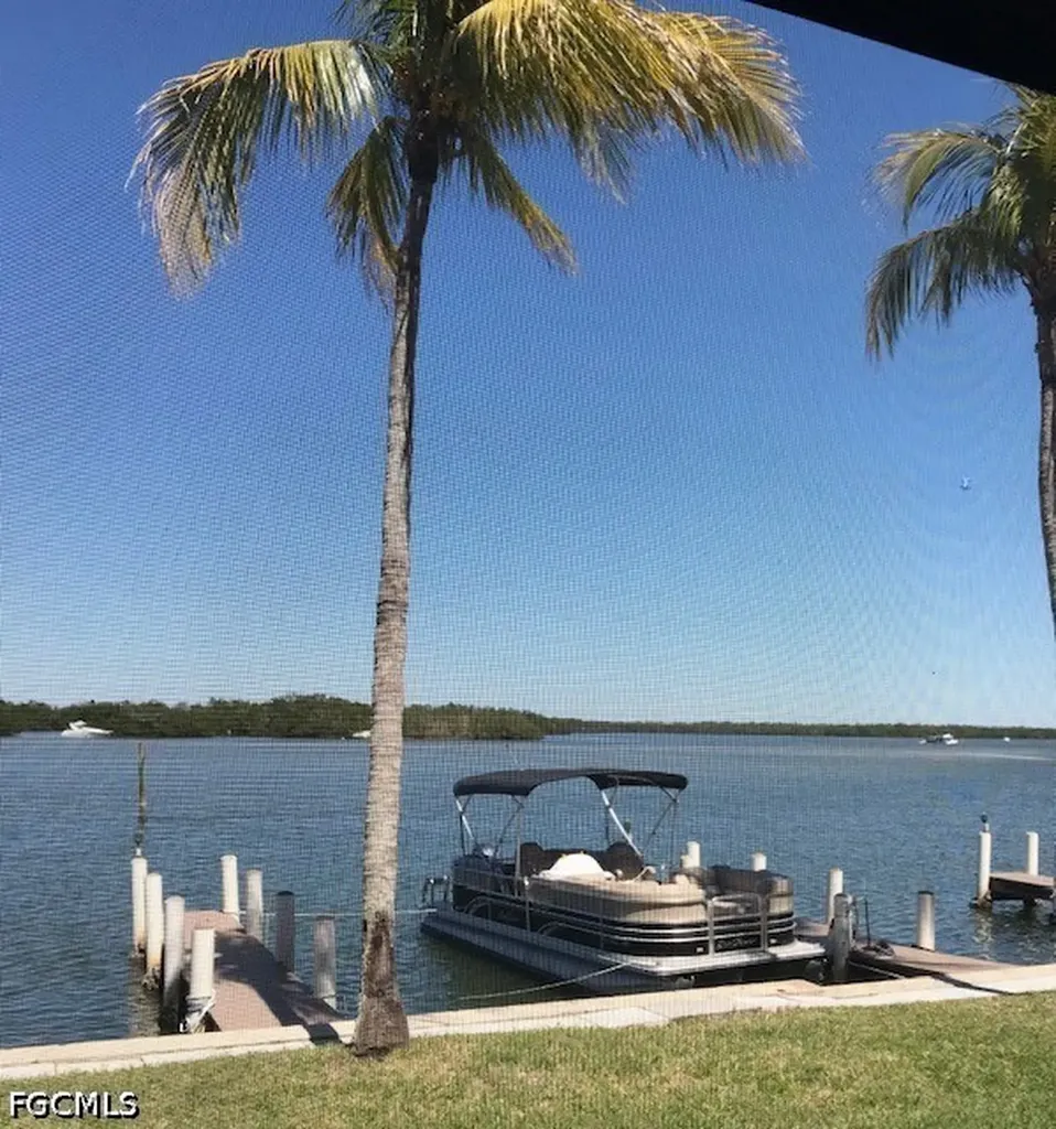 894 Buttonwood Drive Fort Myers Beach FL 33931