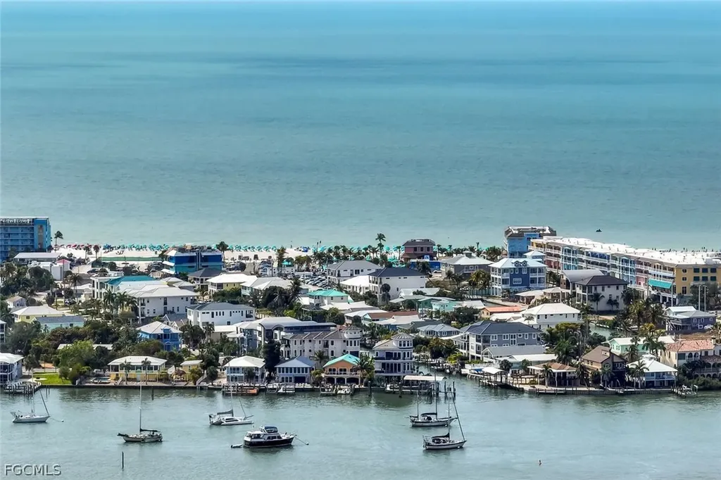 894 Buttonwood Drive Fort Myers Beach FL 33931