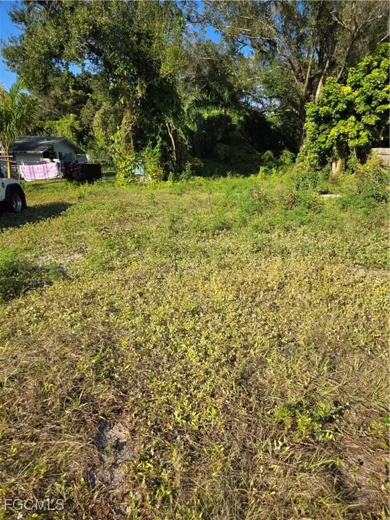 1311 Laurel Drive North Fort Myers FL 33917