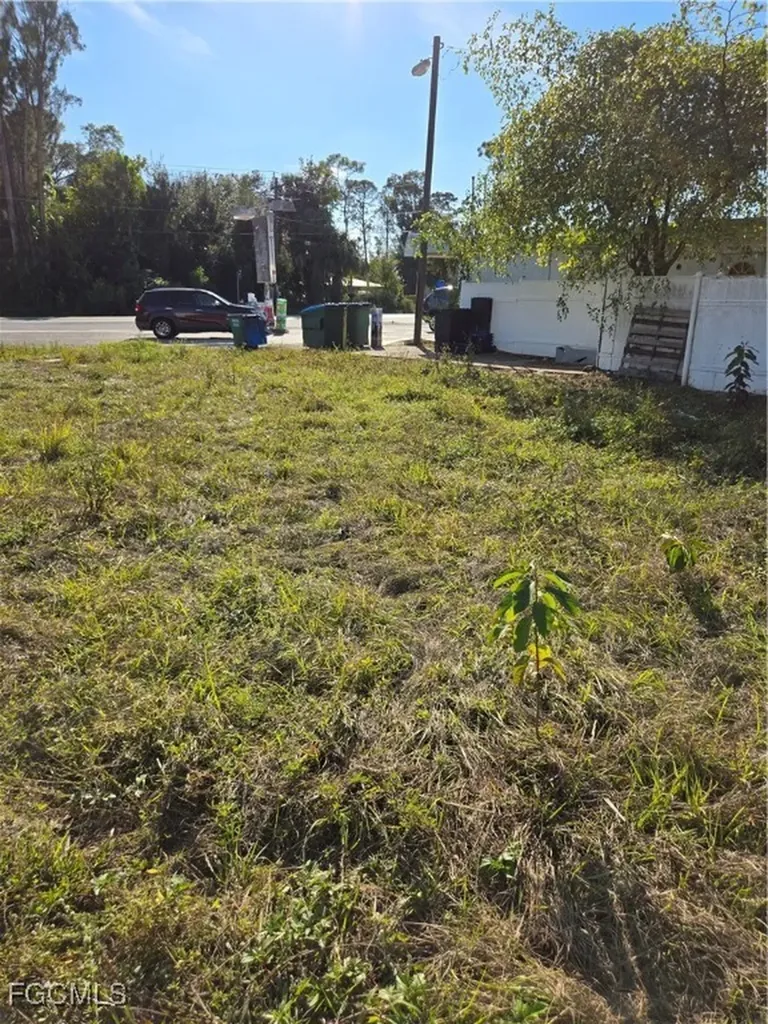 1311 Laurel Drive North Fort Myers FL 33917