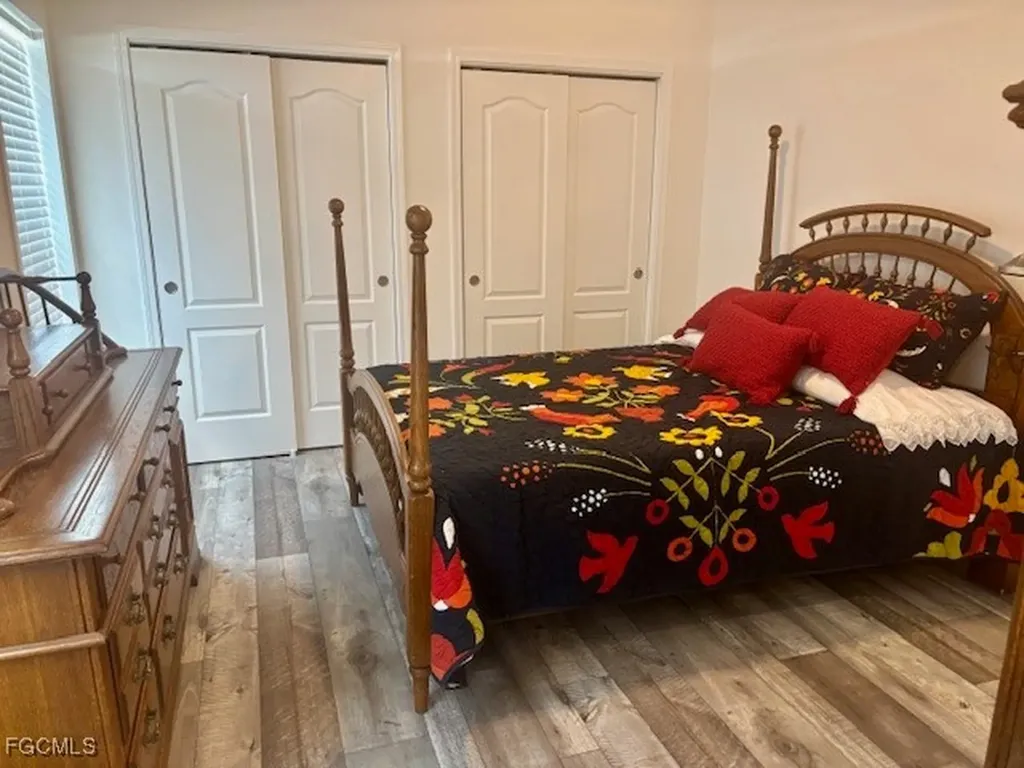 302 Shoreland Drive Fort Myers FL 33905