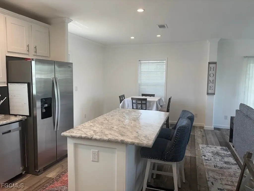 302 Shoreland Drive Fort Myers FL 33905