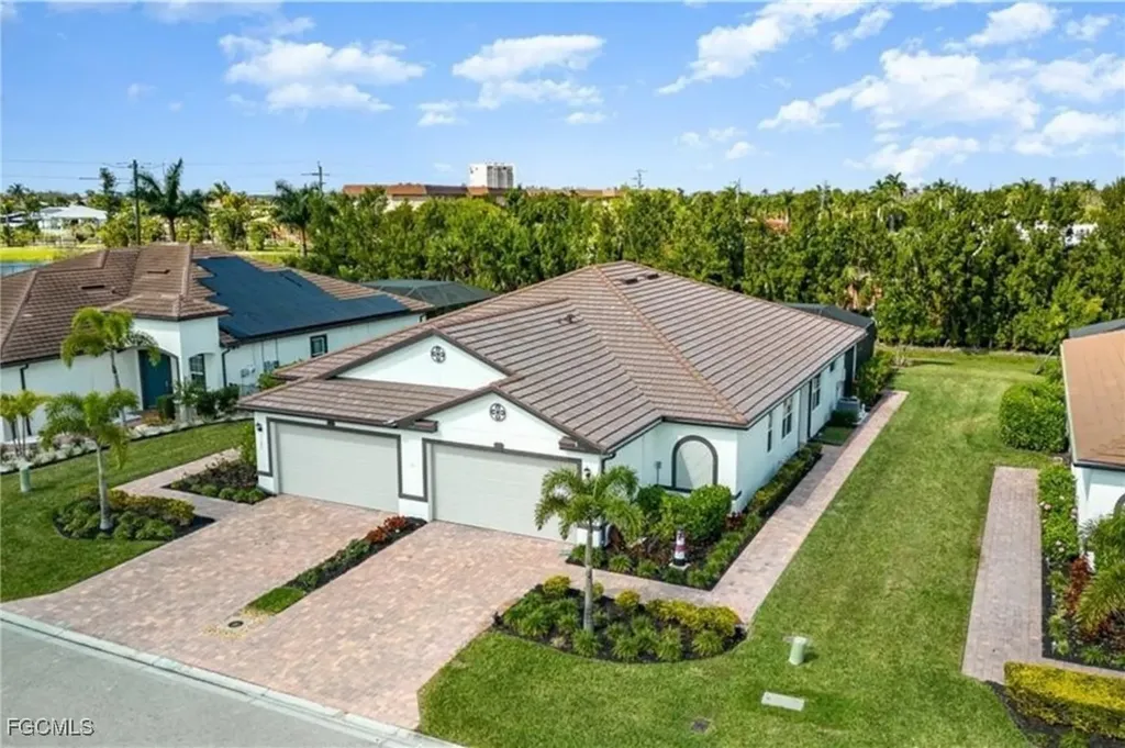 1127 S Town And River Drive Fort Myers FL 33919