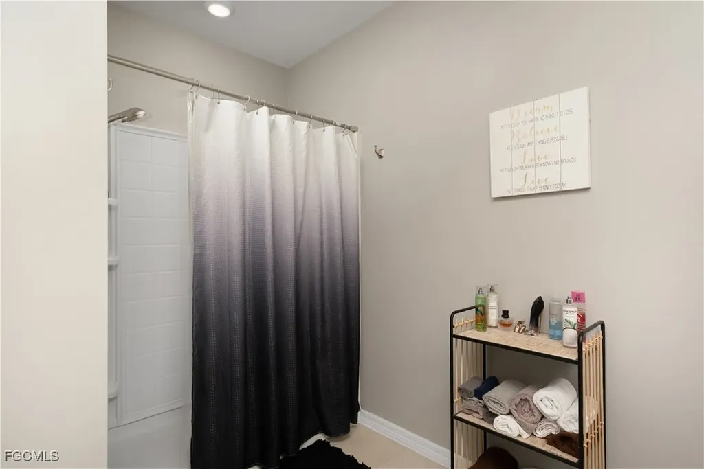 2085 Pigeon Plum Way North Fort Myers FL 33917