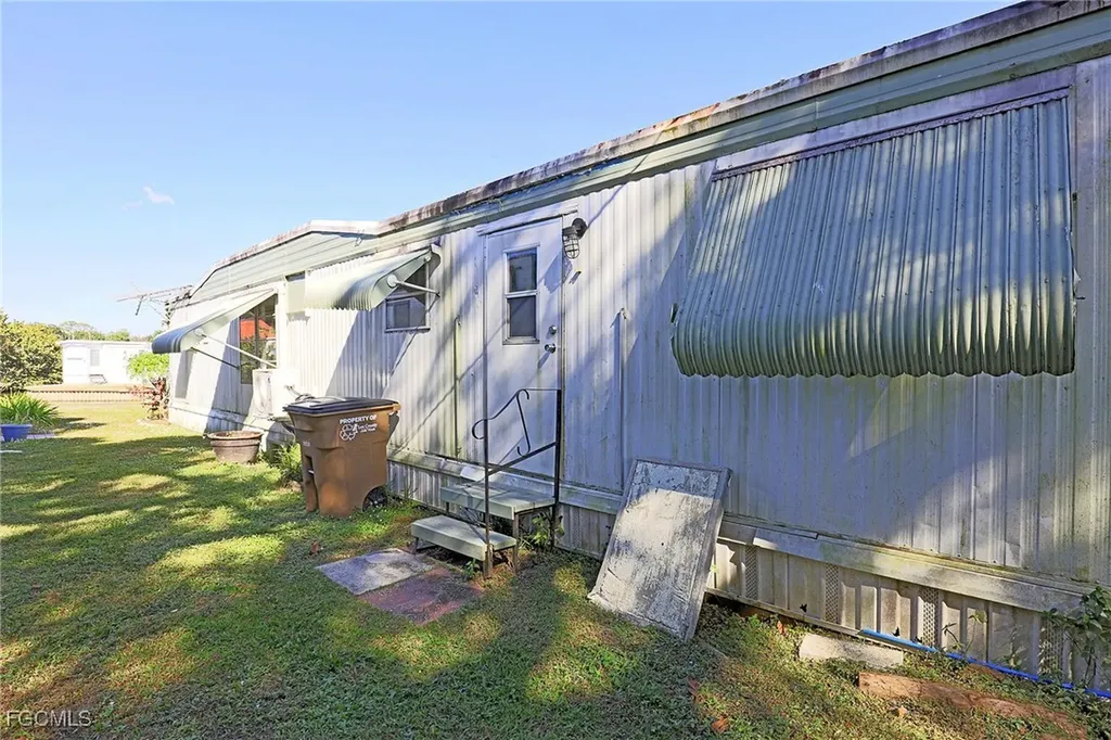 2012 S Olga Drive Fort Myers FL 33905