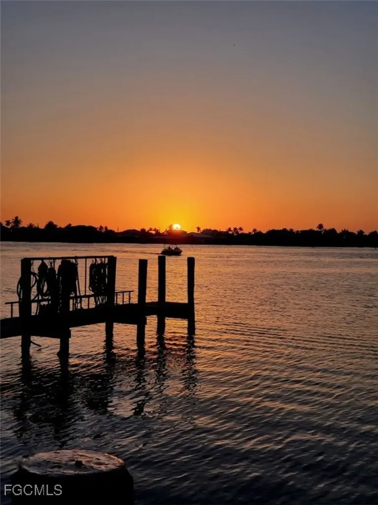 2012 S Olga Drive Fort Myers FL 33905