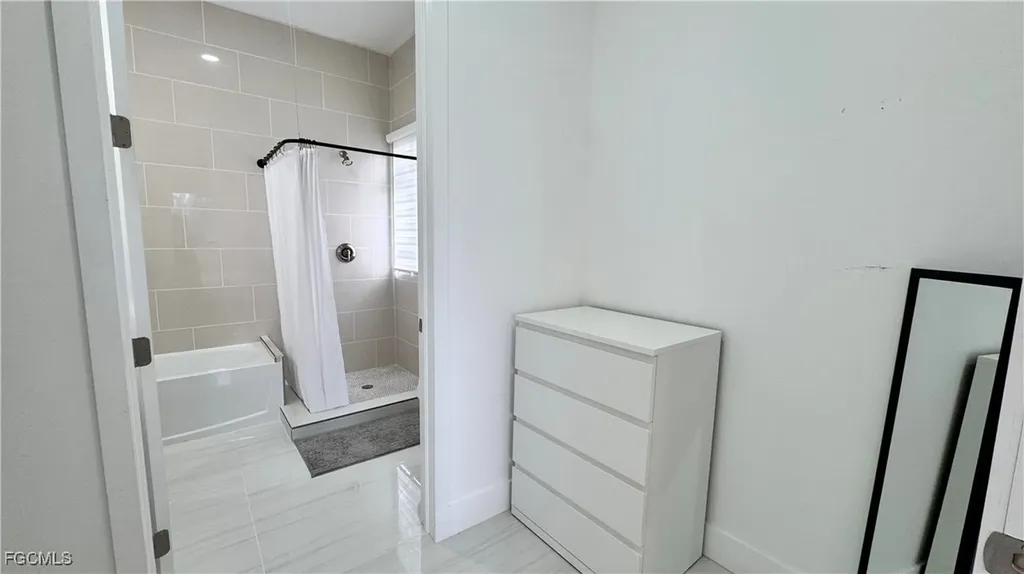 1709 NE 41st Street Cape Coral FL 33909