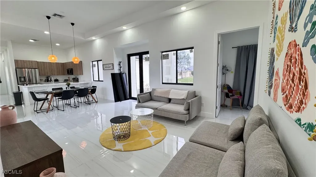 1709 NE 41st Street Cape Coral FL 33909