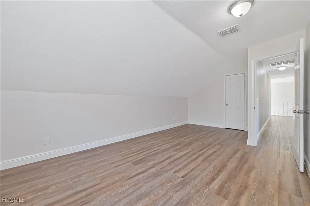 401 SE 10th Lane Cape Coral FL 33990