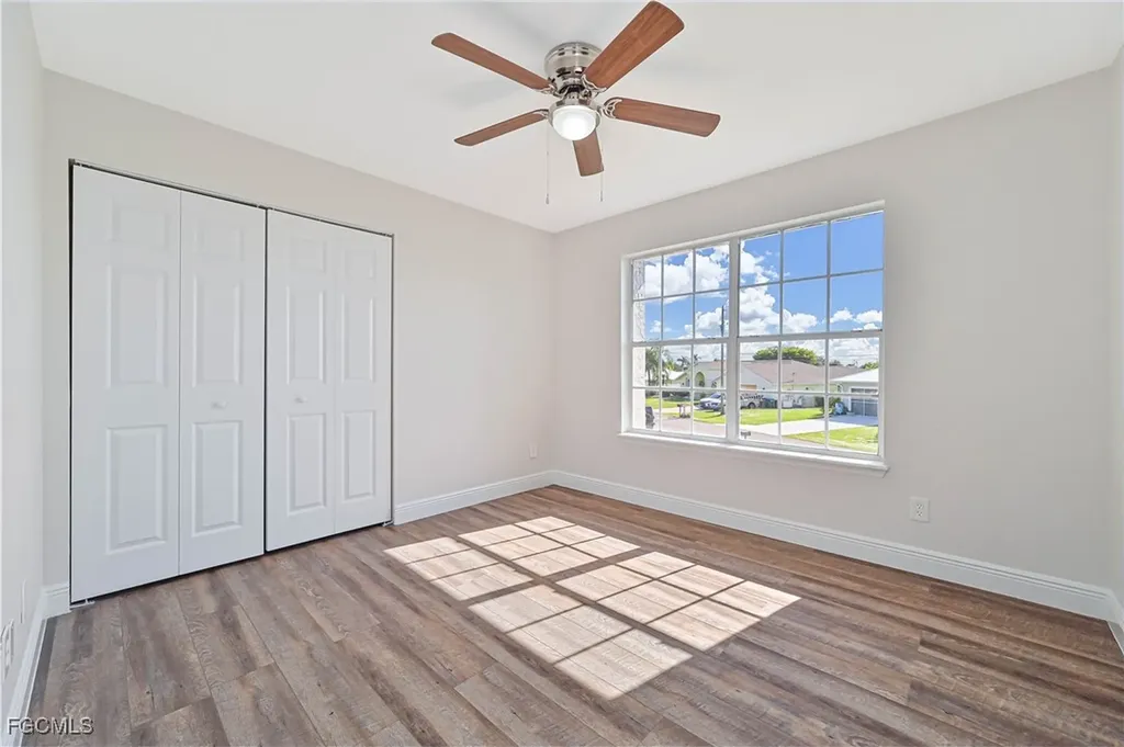 401 SE 10th Lane Cape Coral FL 33990