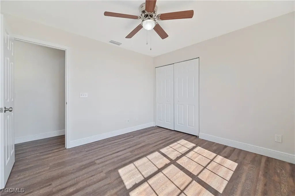 401 SE 10th Lane Cape Coral FL 33990