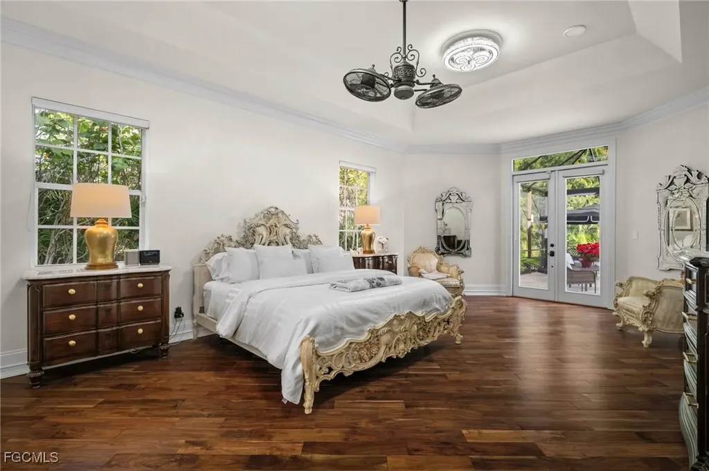 9250 The Lane Naples FL 34109