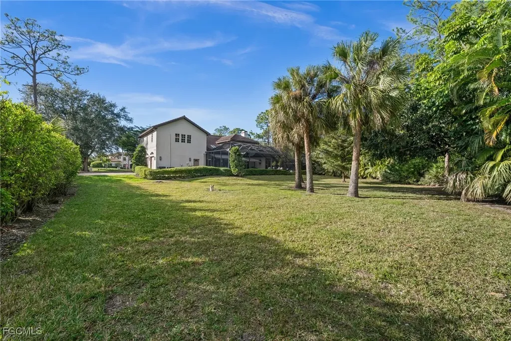 9250 The Lane Naples FL 34109