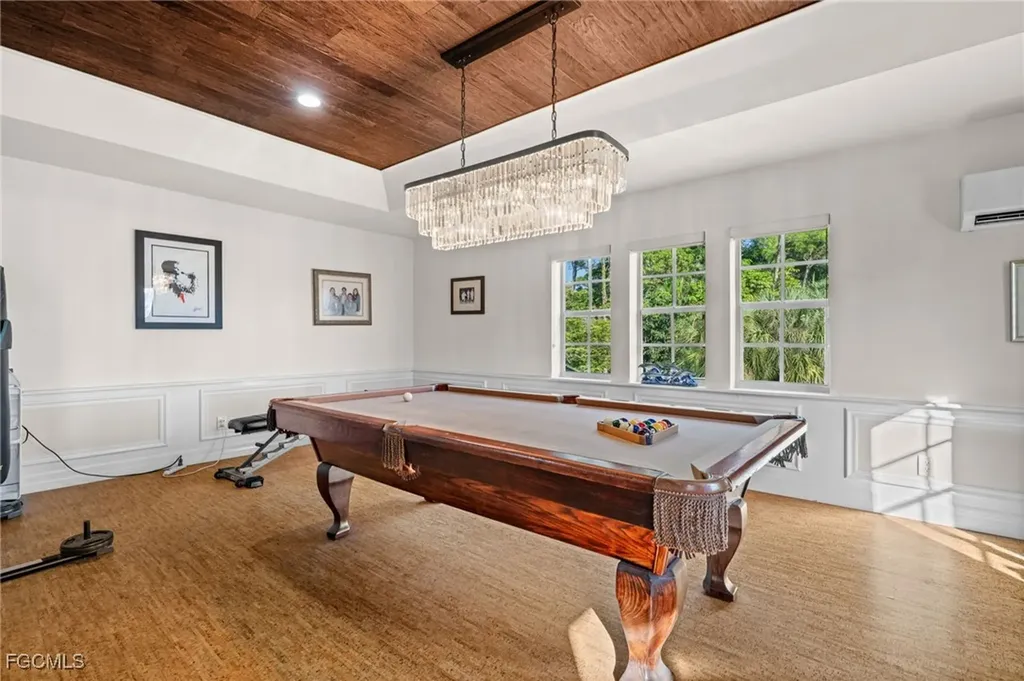 9250 The Lane Naples FL 34109