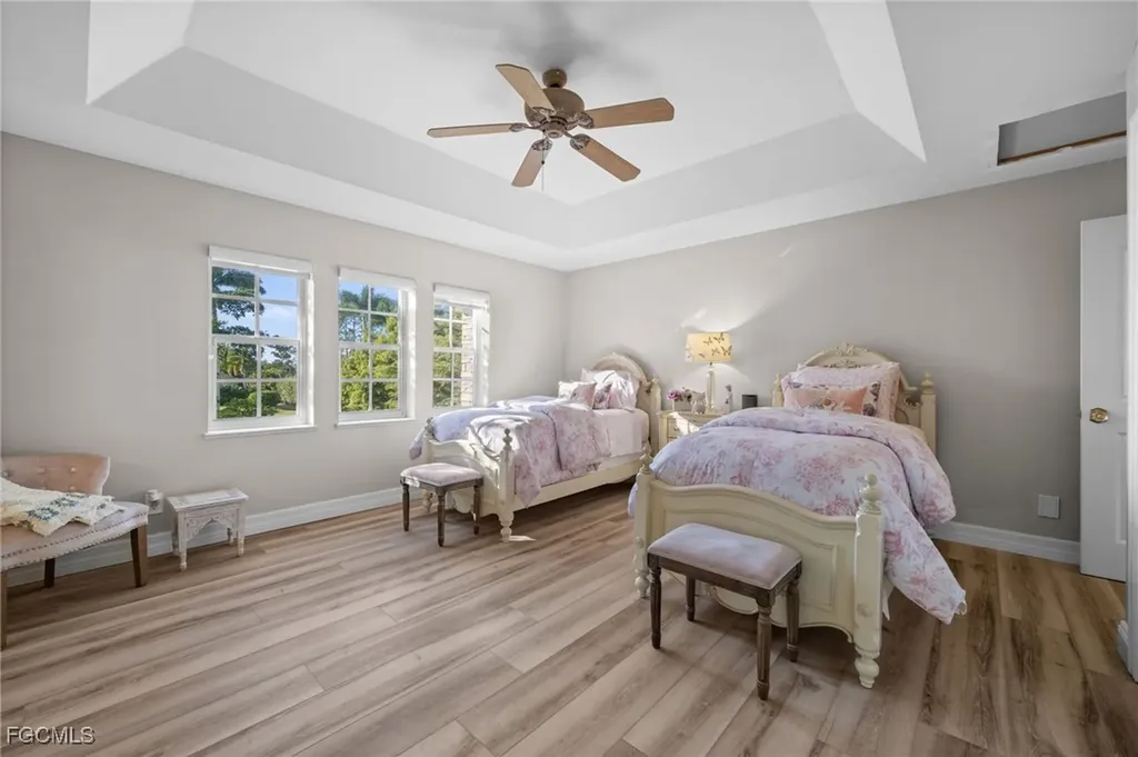 9250 The Lane Naples FL 34109