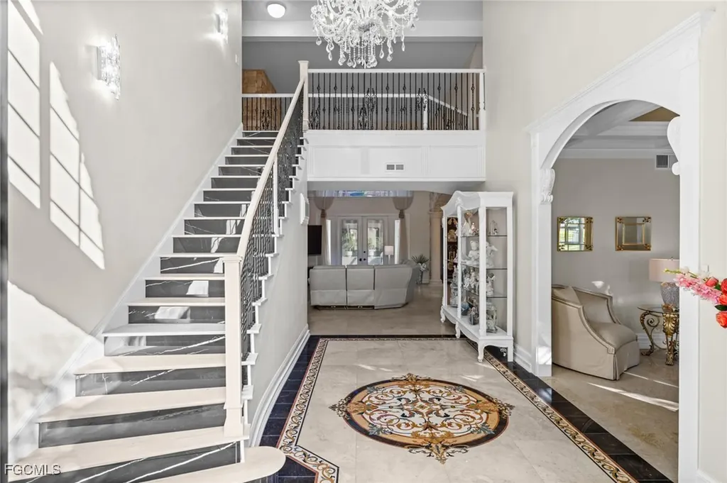 9250 The Lane Naples FL 34109
