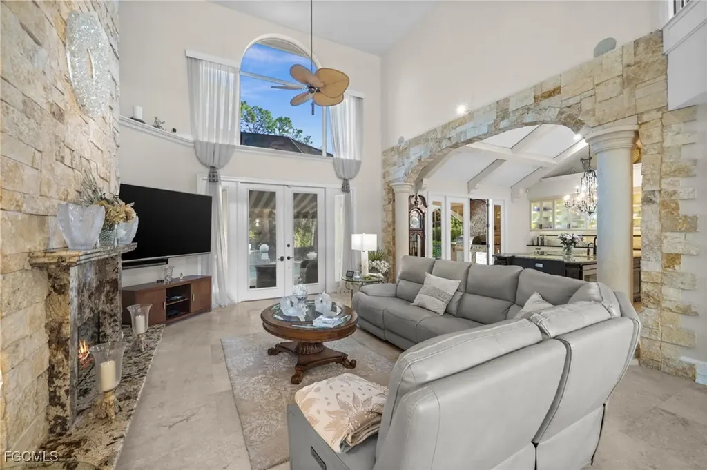 9250 The Lane Naples FL 34109