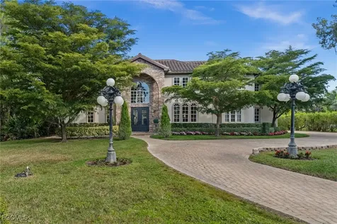 9250 The Lane Naples FL 34109