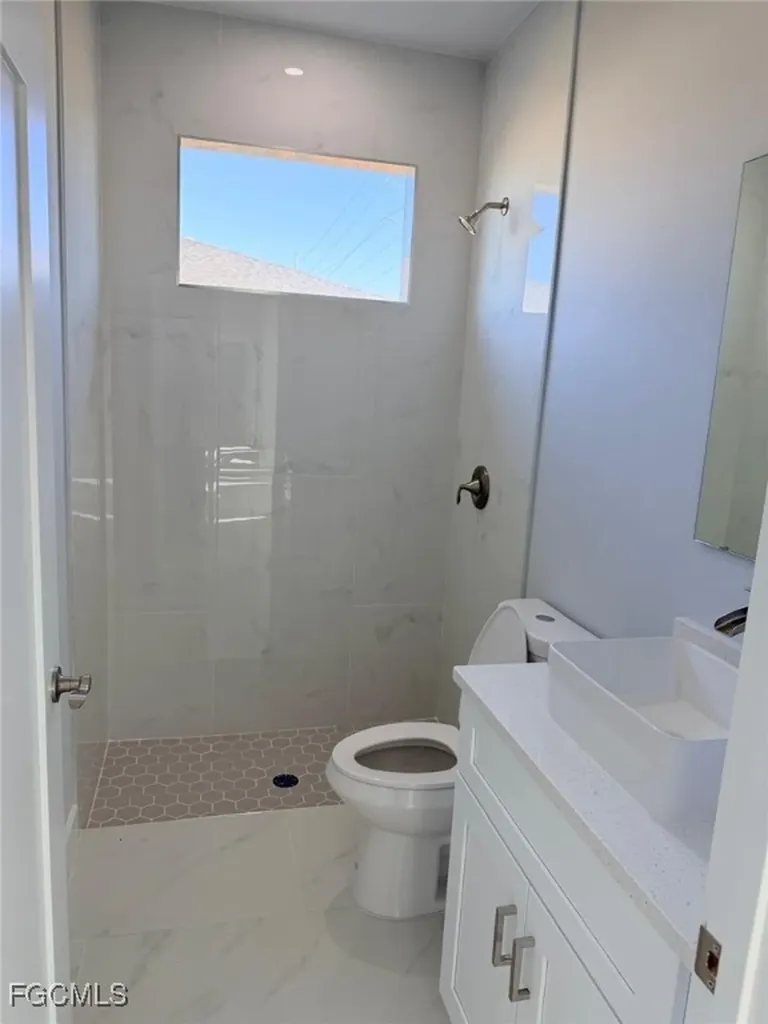 313 El Dorado Boulevard N Cape Coral FL 33993