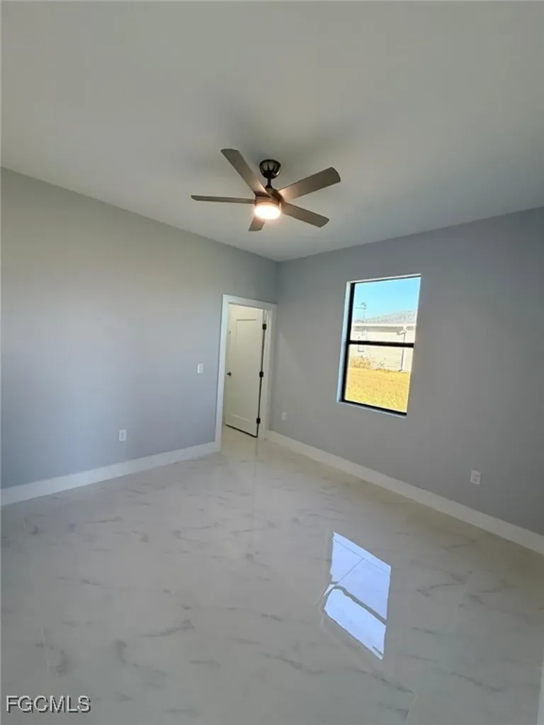 313 El Dorado Boulevard N Cape Coral FL 33993