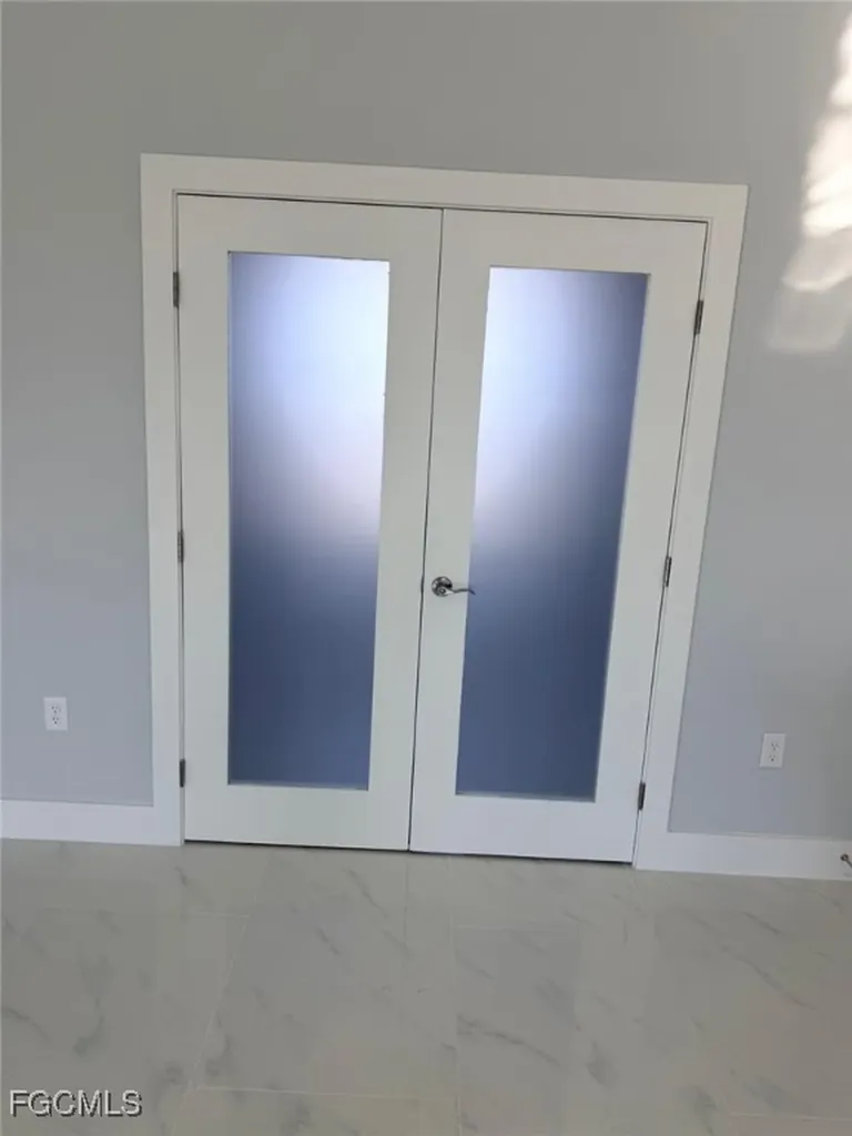 313 El Dorado Boulevard N Cape Coral FL 33993