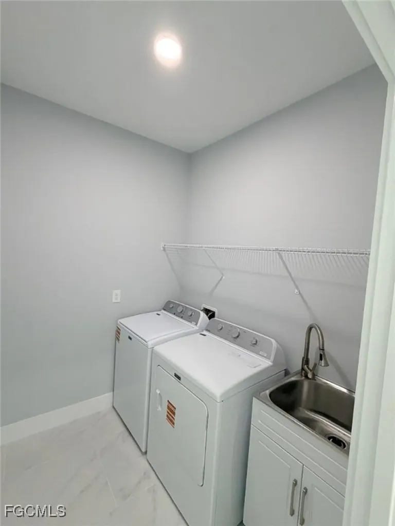 313 El Dorado Boulevard N Cape Coral FL 33993