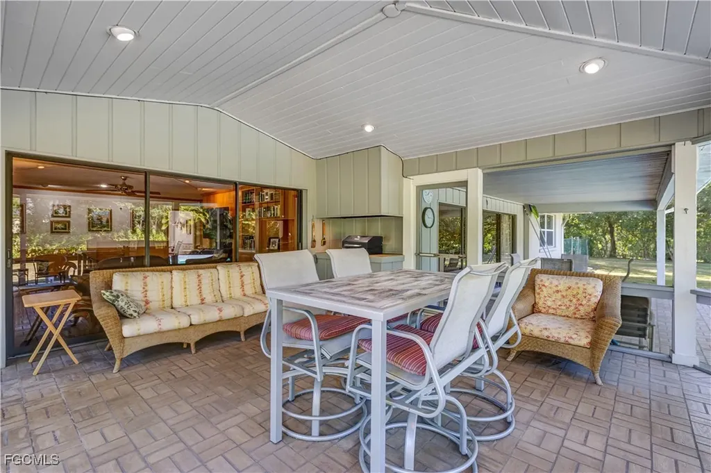 3540 Avocado Drive Fort Myers FL 33901