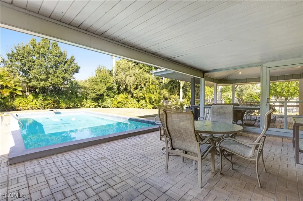 3540 Avocado Drive Fort Myers FL 33901
