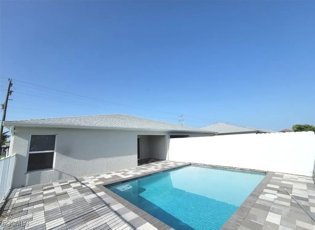 309 SW 47th Terrace Cape Coral FL 33914
