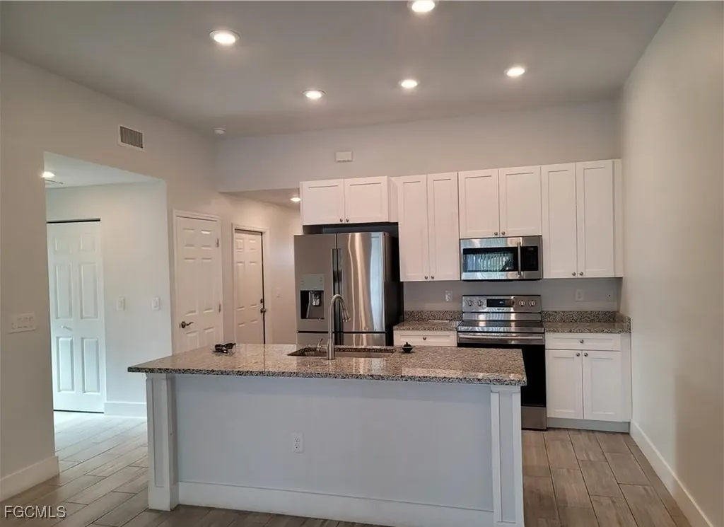 309 SW 47th Terrace Cape Coral FL 33914
