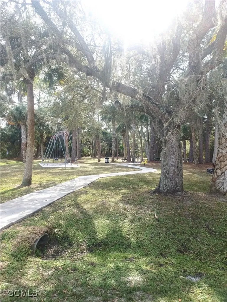 4508 Varsity Circle Lehigh Acres FL 33971