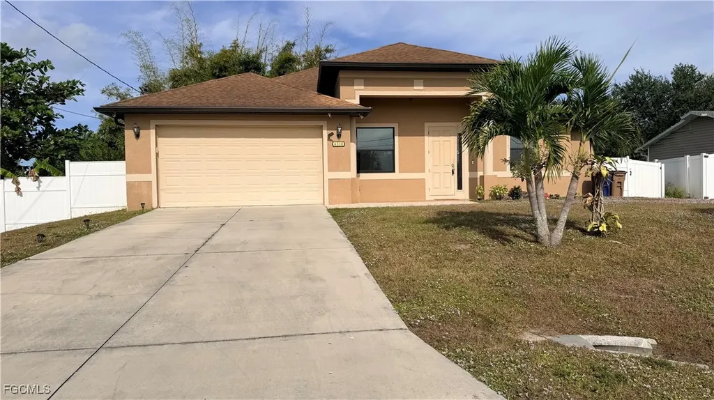 4310 4th Street SW Lehigh Acres FL 33976