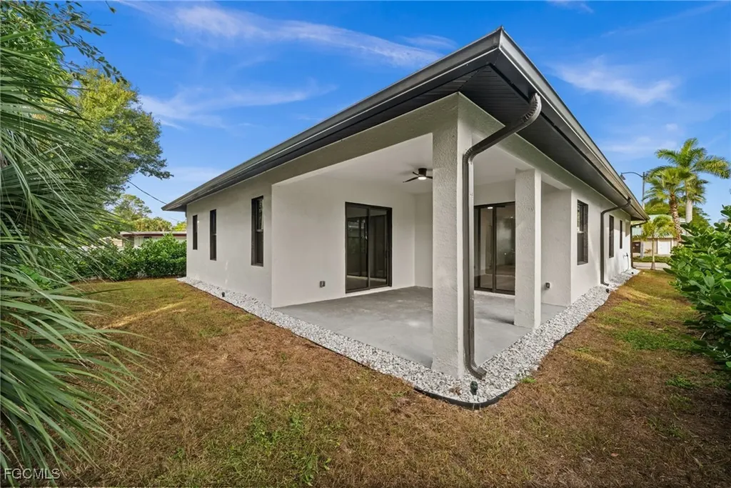 1916 Jefferson Avenue Fort Myers FL 33901