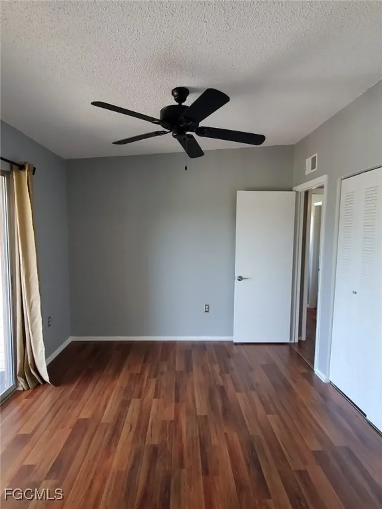 5713 Foxlake Drive North Fort Myers FL 33917