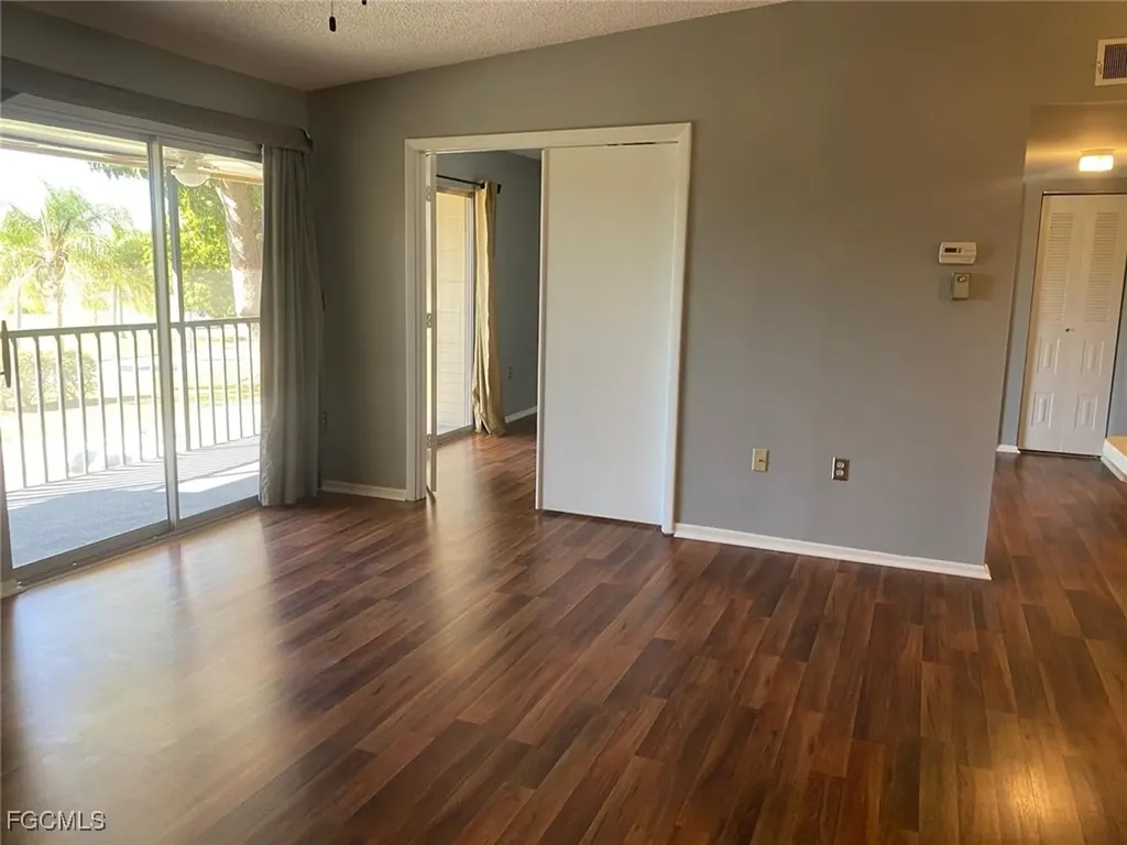 5713 Foxlake Drive North Fort Myers FL 33917