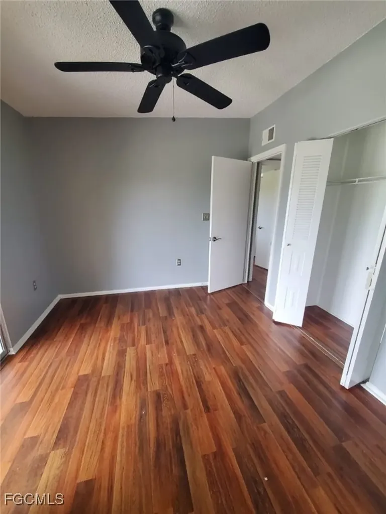 5713 Foxlake Drive North Fort Myers FL 33917