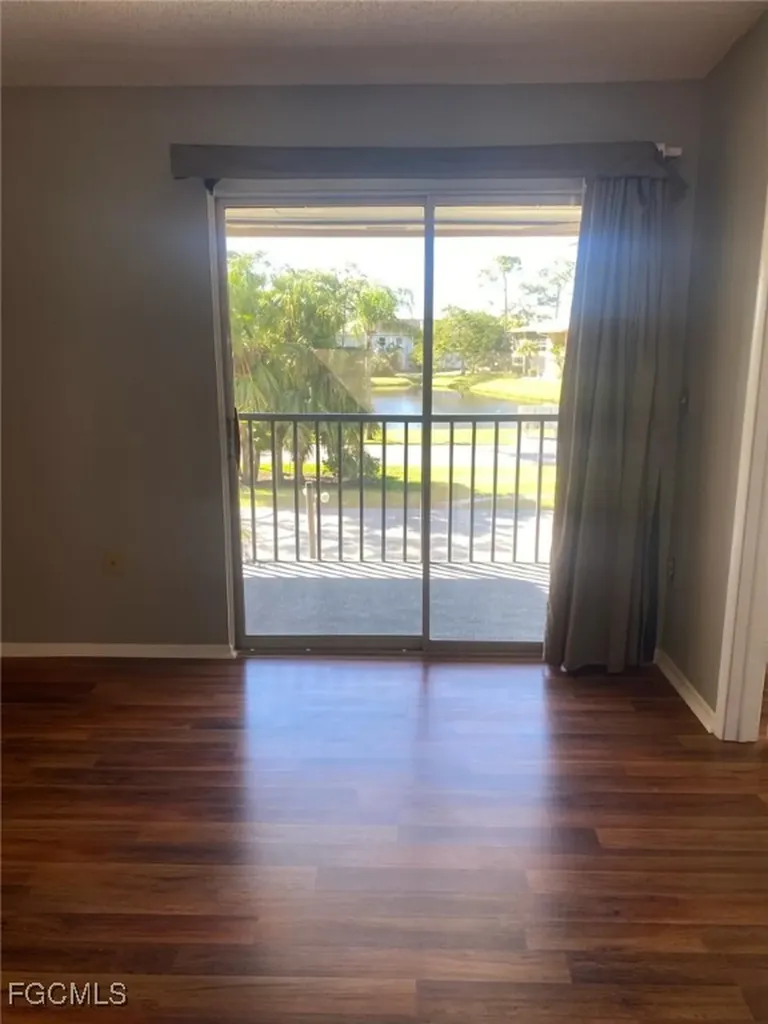 5713 Foxlake Drive North Fort Myers FL 33917
